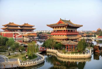 【清明上河园讲解】 150分钟  含耳麦 资深导游 私家团【1.大咖领讲，晋见文明，品华夏之魂，超强输出，干货满满】