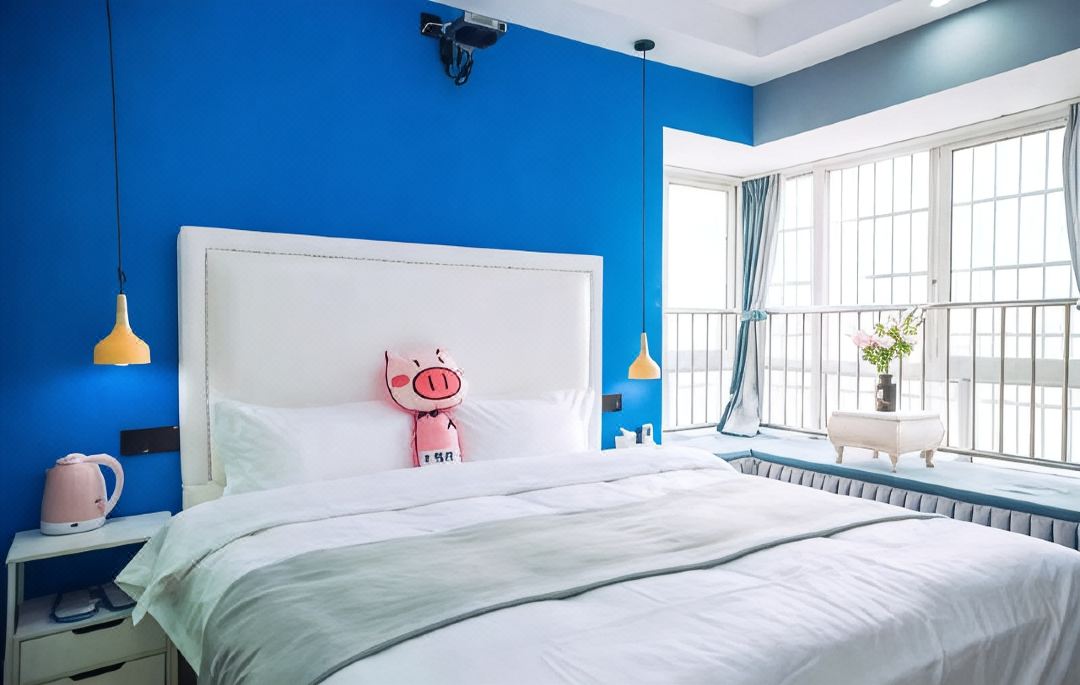 Yifan Homestay (Wu Yi Square)