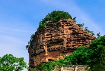 天水麦积山石窟+麦积山温泉一日游【体验天然氡温泉·市区接送】【[优质交通] 旅游直通车 + 景区门票 = 出行无忧。】
