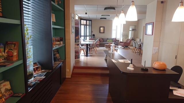 旺代雷莱酒店-官方