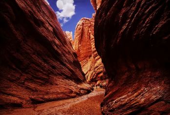 张掖马蹄寺+七彩丹霞景区一日游【2-6人小团】【千山张 万重色 如同上帝打翻的眼影盘】