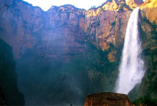 河南宝泉旅游区一日游【含宝泉大峡谷+崖天下两景区】【山水景观】