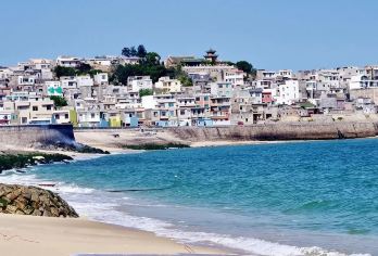 东山岛+鱼骨沙洲+苏峰山环岛公路+南门湾一日游【[一价全含纯玩]纯玩无购物，上门接送，热情领队，细致服务，本地旅行社，天天发团，给您宾至如归的服务】