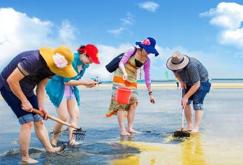 北海一日游【6人内团/9点出发/欢趣赶海/观红树林/含午餐】【[童趣赶海]体验赶海，做回渔民，抓螃蟹捕小鱼，抓到的都是你的】