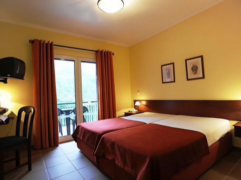 Curral das Freiras酒店住宿-Valley View Hotel Encumeada