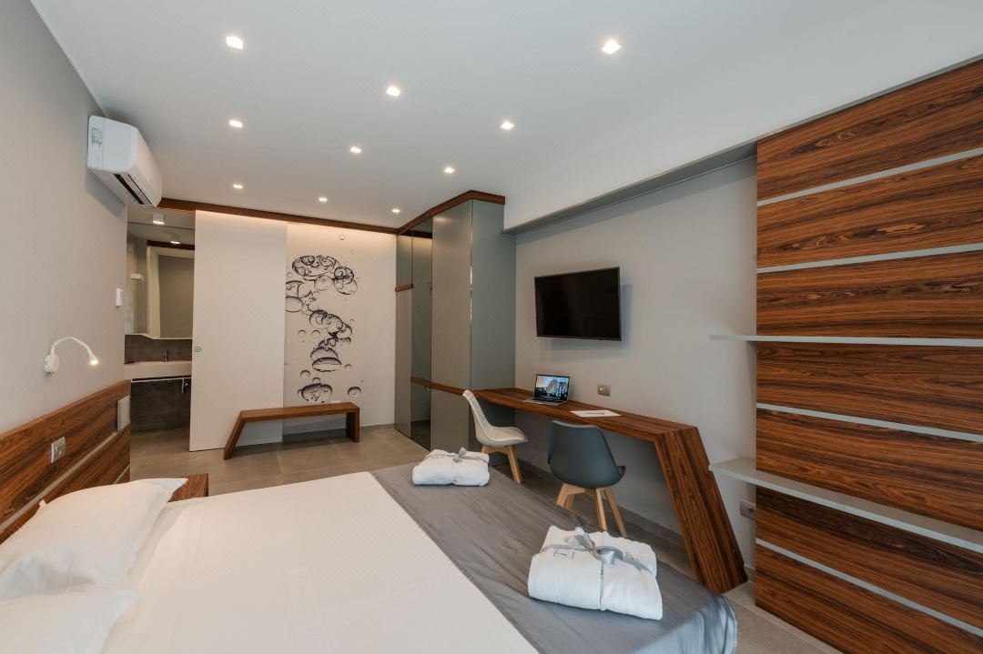 B&B Rakel Home