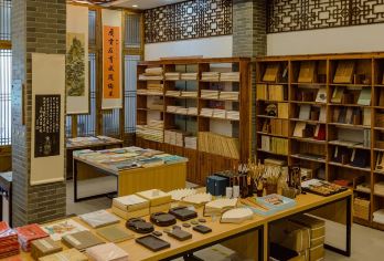 苏州状元博物馆+文学山房书店+东升里长廊+姑苏市井博物馆R【姑苏城漫步 中文英文俄语小语种导游陪同讲解】