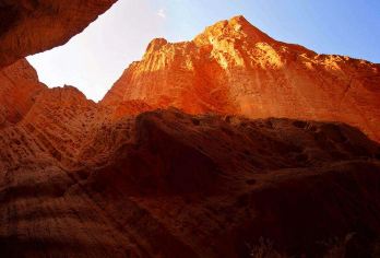 天山神秘大峡谷+库车王府一日游【 体验南疆原味人文风情】【▼全程无购物！纯玩到底！】