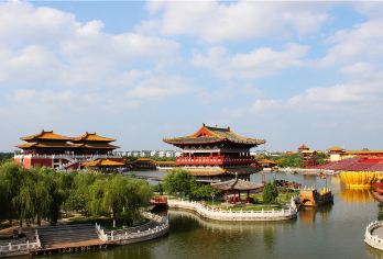 开封清明上河园+汴梁小宋城+包公祠一日游【天天发, 纯玩】【宋文化展示 民俗风情 特色美食 民间杂耍】