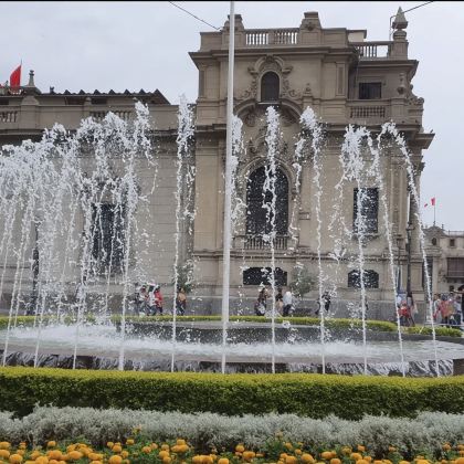 秘鲁利马武器广场-政府宫-可定制【中文专车-舒适纯净】