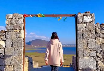 无底湖+香格里拉高山植物园一日包车游：独立用车不跟陌生人拼团【本土实力车队多种车型供选，不同人数不同需求可自由选择，一手包车资源无忧售后出行；】