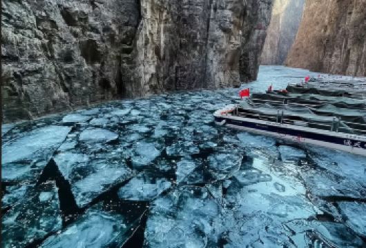 晋城出发到山西长治通天峡风景区一日游【往返车费，纯玩无购物】【北方小九寨 峡谷大奇观】