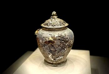 云南省博物馆高级研学老师讲解2小时：免预约可升级免排队入园【[研学专属]高级研学老师专属讲解，免预约含耳麦，可选免排队走VIP通道入园】