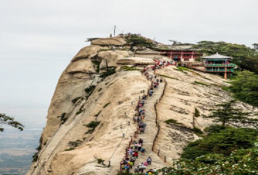 华山1日游【西岳华山 西安往返 北峰往返索道+电瓶车含中餐】【充足游玩时间】