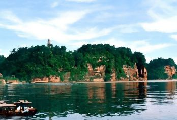 【2-8人精品团】熊猫基地乐山大佛登山一日游纯玩（一单一团）【[潮流新品优惠]始于颜值陷于品质丨高品质巨实惠丨门票全含丨乐山本地美食】