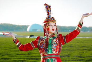 辉腾锡勒+乌兰哈达一日 | 纯玩 | 可选1+1VIP·独立【[我们保证]无购物无强制消费，自主发团不外拼，本地旅行社，可选小团套餐呼和浩特市区免费上门接送！！】