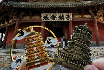 【悬空寺登临+云冈石窟3小时+木塔】含《如梦大同》演艺一日游【保证云冈2h精讲含《如梦大同》表演，3大景点资深导游精讲，含往返车费赠送午餐+保险；】