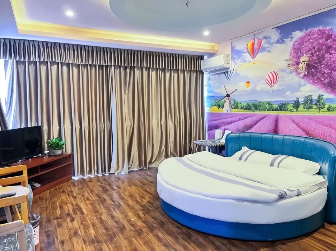 Lakeshore Garden Theme Hotel (Teachers University)