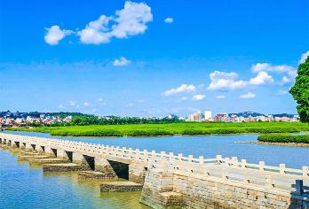 崇武古城风景区+惠女风情园+洛阳桥+风车岛一日游【6人小团】【6人小团，纯玩无推销】