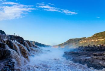 【小包团】延安黄河壶口瀑布+南泥湾+知青院+观景台一日游【延安市宝塔区老城区范围内上门接送、纯玩无购物。不含导游，师傅协助各旅游事项】