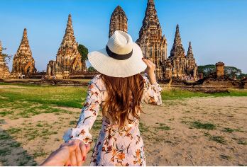 泰国曼谷大城府一日游【酒店接送|可选日游/夜游|中文导游】【一场人文历史之旅，打开网红树抱佛及人在囧途取景地。】