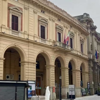 包车专享：基耶蒂三大地标（博物馆、教堂、别墅公园）全览