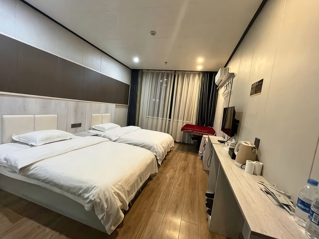 萝曼主题酒店