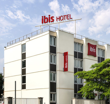 宜必思圣丹尼斯体育场奎斯特酒店