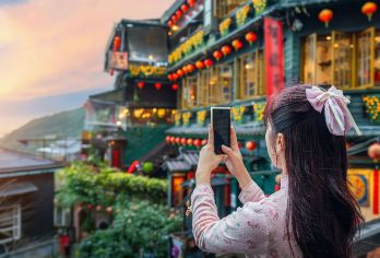 山城时光与猫咪午后～新北九份老街+猫村半日游{行程5hr}【可以附加 英.日.韩.泰.越南.菲律宾.印尼.马来.等多种语言.订购栏目中订购英文.备注栏中告知即可】