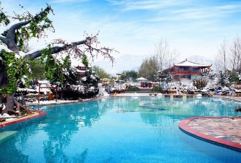 陕西太白山御龙湾温泉【包车游】康养休闲度假之旅*三环内上门接【以“太白山汤泉文化”为主题，打造出雨林 阑珊、太白仙境、草堂云隐、不二禅境、丽岛养颜等】