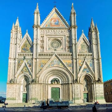 意大利米兰帕维亚修道院+小提琴博物馆+ 公爵宫一日游