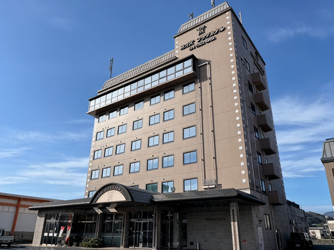 Ozu Plaza Hotel