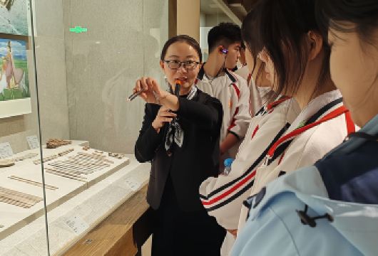 【敦煌博物馆】2H精讲·8人小团·金牌导游·可选包团·含耳麦【敦煌市博物馆 | 华戎交汇，盛世几何】