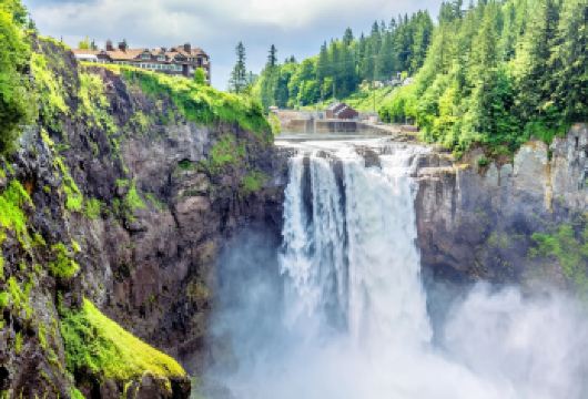 美国西雅图市区派克市场-太空针塔华盛顿大学-包车-精选【专属客服和本地中文司机，一家一团包车】