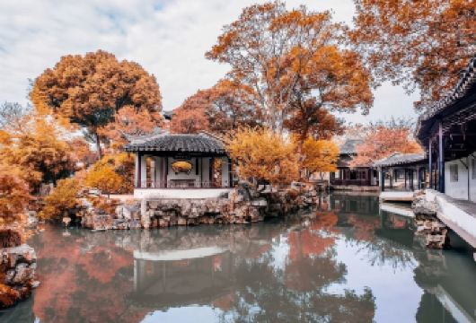 纯玩团 12人/20人精致小团纯玩苏州狮子林拙政园寒山寺虎丘【纯玩无购物 自主发班，职专线导游管家式服务，一车到底不换车，服务至上！苏州出发古城区2人起免费接】