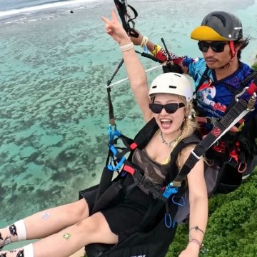 巴厘岛滑翔伞一日游/ULU/Alam/Timbis可选