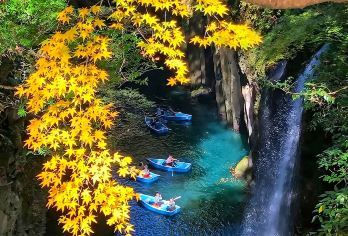 熊本宫崎|上色见熊野座神社&九州高千穗峡&阿苏山草千里一日游【赠阿苏接驳车，穿梭高千穗峡碧水与阿苏火山之间，沉浸九州神话与自然奇景】