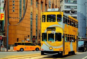 15人团丨香港非物质文化体验深度半日游丨叮叮车+鹅颈桥打小人【步入莲花宫祈求新财运：民间习俗-观音借库！】