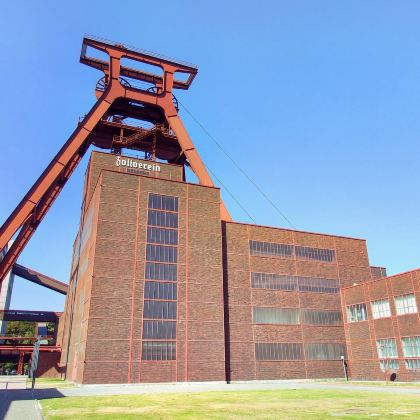 德国杜塞尔多夫+埃森关税同盟+大教堂+凯特维希中文包车一日游