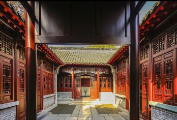 济南宽厚里+华山风景区+曲水亭街日游|地陪|导游|包车 JY【私人定制，行程可调，安心自由出行】