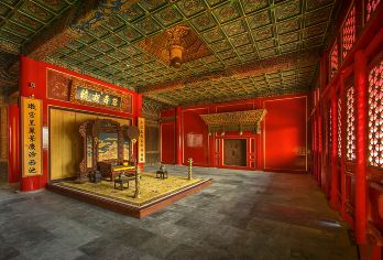 北京故宫博物院+颐和园一日游【配无线耳麦/可选五环内上门接】【1日游览经典，了解古都历史文化，从故宫紫禁城开始；】