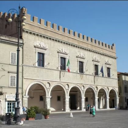 意大利里米尼乌尔比诺公爵宫+拉斐尔桑奇奥剧院文艺复兴之旅