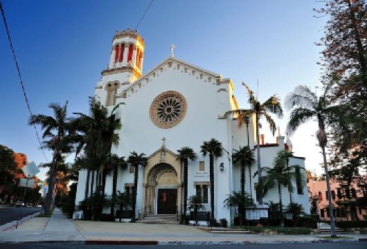 美国+洛杉矶+圣芭芭拉+丹麦村一日游/行程可调-可定制多日【包车一日游，解锁旅行新方式！独立车辆配备经验丰富的老司机，为您量身打造专属行程。】