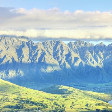 瓦卡蒂普湖+鹿苑高原+瓦纳卡镇一日游【漫步皇后镇包车往返 】