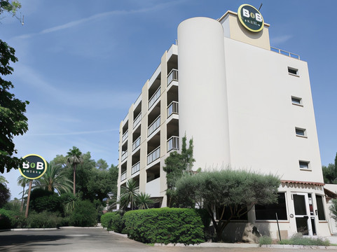 伊埃雷民宿酒店