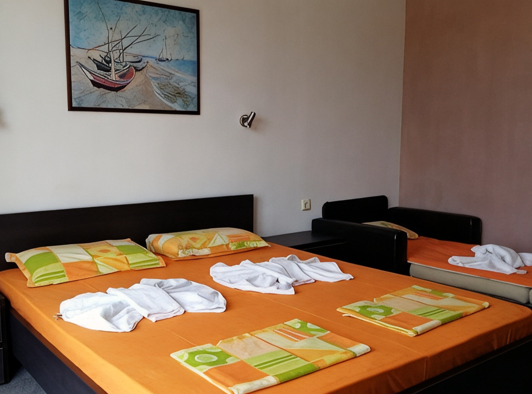 Guest House Compass