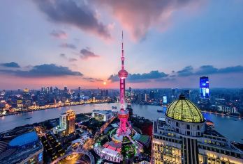 【优选小团】上海东方明珠+浦江游览+城隍庙旅游+外滩一日游【登顶东珠259米全透明观光廊，凌空俯瞰黄浦江】