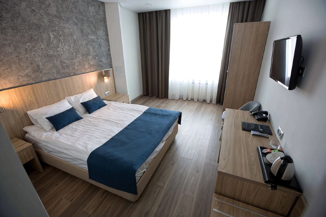 Planeta IQ Hotel