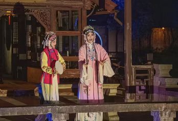 上海出发苏州私人一日游+游船+拙政园+山塘街【乘船游览和城市漫步——享受轻松的苏州精华游（东方古威尼斯）； 顶级花园——谦逊管理者花园（联合国教科文组织）； 千禧圣地-山塘街和虎丘（当地美食和古建筑）。】