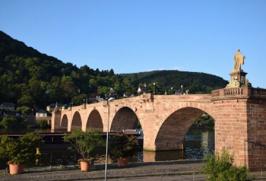 法兰克福一日游A线 （海德堡+吕德斯海姆+莱茵河谷游船）【浪漫主义】